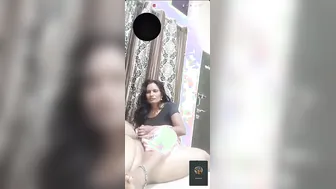 Professional Slut Servicing Client Caught On Hidden Camera