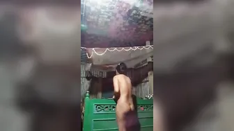 Tall Village Babe Masturbating With Dildo In Viral Mms Clip