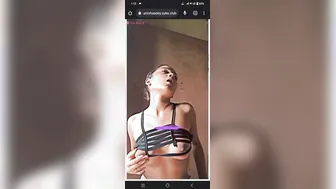 Desi Babe Showing Her Big Tits On Video Call Going Viral Now
