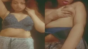 Brown Haired Babe Lifting Top Showing Natural Tits For My Phone