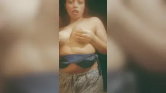 Brown Haired Babe Lifting Top Showing Natural Tits For My Phone