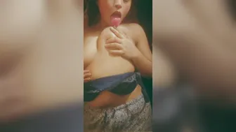 Brown Haired Babe Lifting Top Showing Natural Tits For My Phone