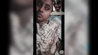 Desi GF Topless On Video Call Showing Me Her Bare Boobs