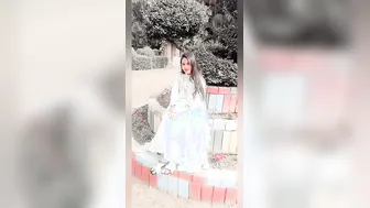 Cute GF Showing Her Tiny Tits In Desi Mms Leak