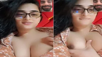 Paki Slut Showing Her Big Boobs On Naughty Video Call