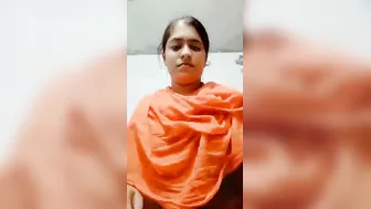 Desi Babe In Salwar Suit Stripping And Playing With Her Tits