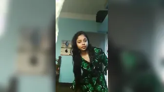 Village Babe Exposing Her Body In Leaked Homemade Amateur Video