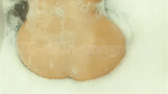 Hot GF Bathing Naked Exposing Her Tight Ass Fully