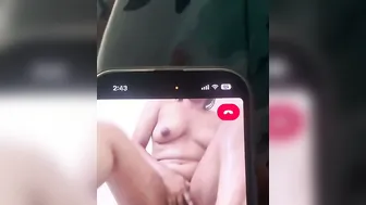 My Naked GF Sending Dirty Videos From Her Phone Again