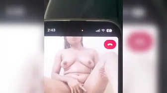 My Naked GF Sending Dirty Videos From Her Phone Again
