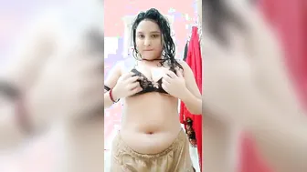 Chubby GF Bathing Showing Her Wet Round Boobs Close