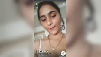 Live Cam Slut Stripping Naked Showing Face During Private Sex