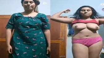 Desi Girl Showing Off Her Perfect Boobs After Bathing Naked