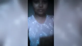 South Indian Babe Flashing Her Perfect Boobs In Selfie Vid