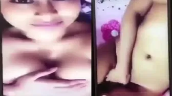 GF Sharing Her Nude Pics And Clips On Private Chat