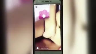 GF Sharing Her Nude Pics And Clips On Private Chat