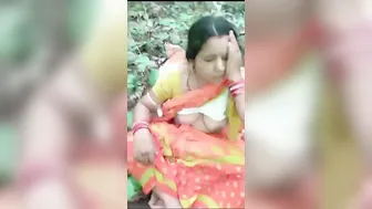 Village Aunty With Hairy Pussy Getting Fucked Outdoors Leaked