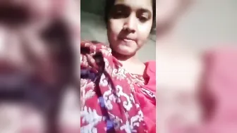 Village Babe Exposing Her Huge Tits In Leaked Nude Homemade