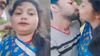 Desi Wife Having Romantic Outdoor Sex Recording It On Camera