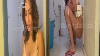 Young Actress Caught Peeing In Bathroom Hidden Camera Recording