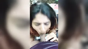 GF Sucking Him Outdoors In Steamy Leaked Amateur Mms