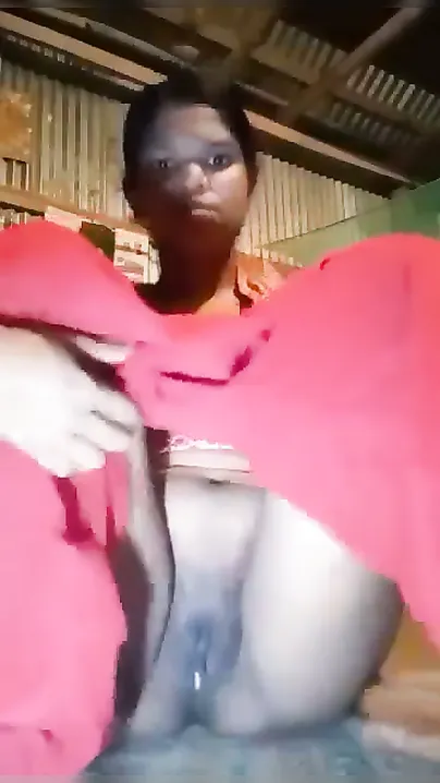 Desi Village Babe Using Toy Playing With Herself Leaked Homemade
