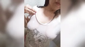 College Babe Fingering Herself Wet Pussy Taking Dirty Pics Leaked