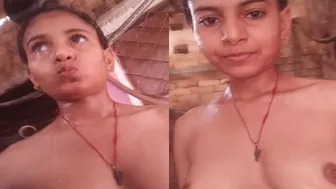 Cute Village Babe Bathing Naked Showing Her Wet Body Outdoors