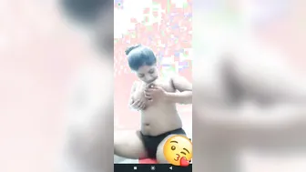 Desi Babe Bathing Naked While Videocalling Her Boyfriend Live