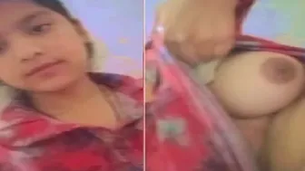Teen Desi Virgin Showing Her Perky Boobs In Private Selfie