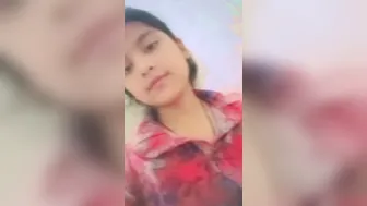 Teen Desi Virgin Showing Her Perky Boobs In Private Selfie