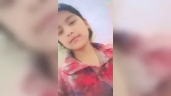 Teen Desi Virgin Showing Her Perky Boobs In Private Selfie