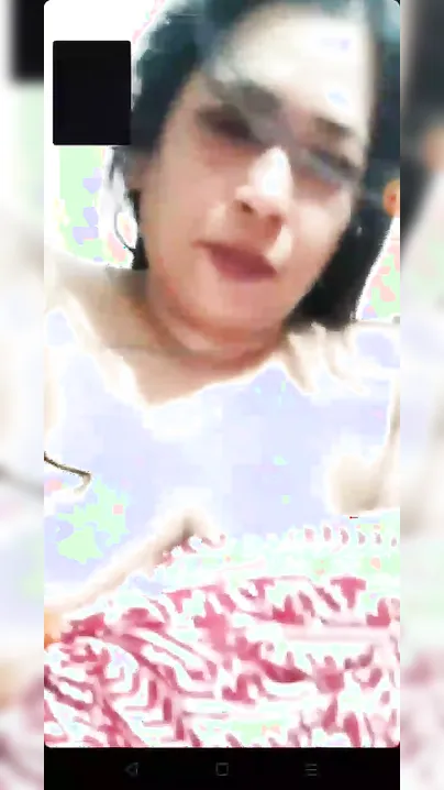 Busty Milf Flashing Her Big Tits On Private Video Call Leaked