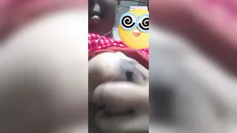 My GF Lifting Her Bra Flashing Her Tits In Viral Mms