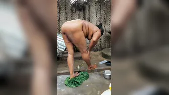 Village Bhabhi Bathing Naked Outdoors Before Devar Arrives