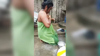 Village Bhabhi Bathing Naked Outdoors Before Devar Arrives