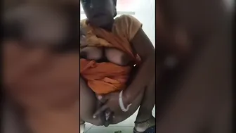 Big Tit Bhabhi Milking Her Boobs While Fingering Pussy Harder