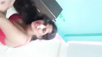 Married Woman Bouncing On His Cock In Homemade Bedroom Video