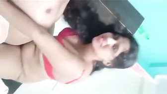 Married Woman Bouncing On His Cock In Homemade Bedroom Video