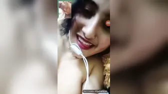 Horny Girl Getting Naked On Video Call Showing Everything Off