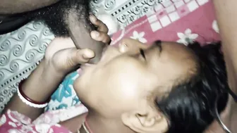 Horny Bhabhi Giving Her Man A Sloppy Blowjob In Bedroom