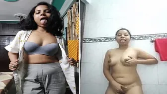 Horny GF Fingering Herself Naked In The Bathroom Alone