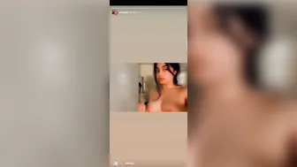 Hot Indian Babe Flashing Her Big Tits In Homemade Mms Video