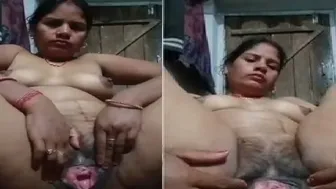 Horny Bhabhi Spreading Pink Pussy Begging For Cock Like Addict