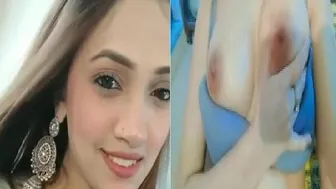 Busty Indian Babe Taking Nude Selfies In Her Bedroom Mirror