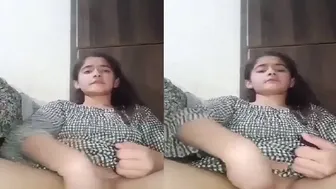 College Girl With Thick Ass Fingering Her Wet Pussy For Him