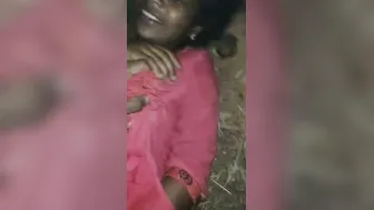 Village Slut Exposing Her Hairy Pussy In Homemade Leaked Footage