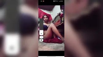 Bengali Village Gf Spreading Wide Open In Leaked Homemade Mms