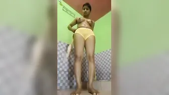 Short Haired Babe Getting Oiled Up And Massaged Fully Naked