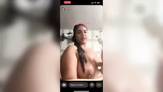 Busty Bhabhi Streaming Naked Bath Teasing Viewers Live Online